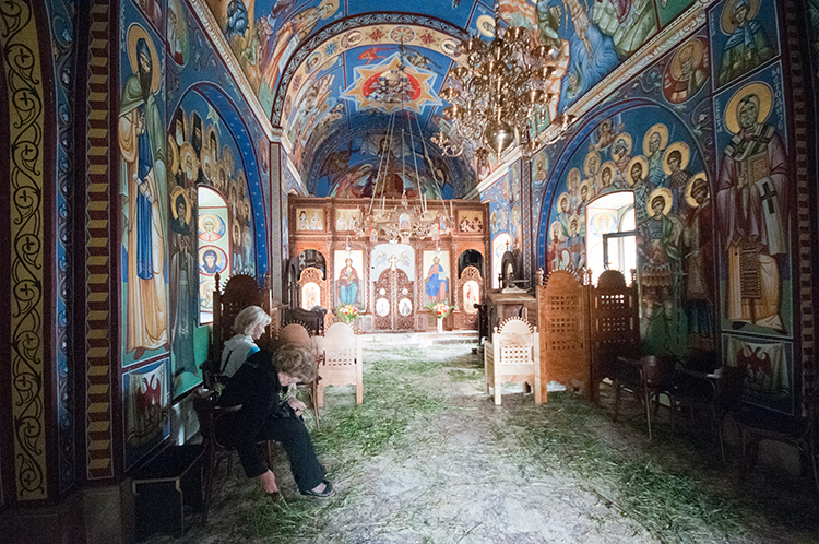 Ostrog  Monastery(morning)